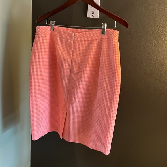 Halogen, pencil skirt, neon orange/pink and cream, size 14 - Picture 5 of 7
